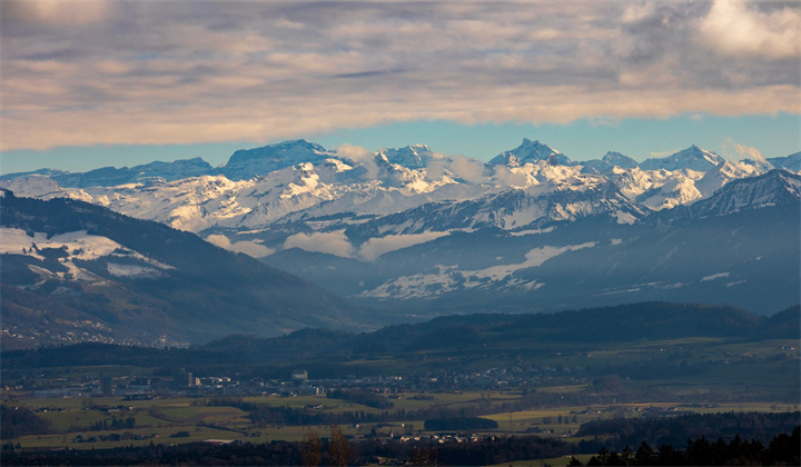 1697086955551540.jpg pexels-photo-18441987.jpg